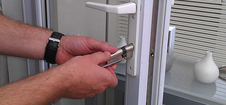Commercial Door Lock Repair in Menlo Park